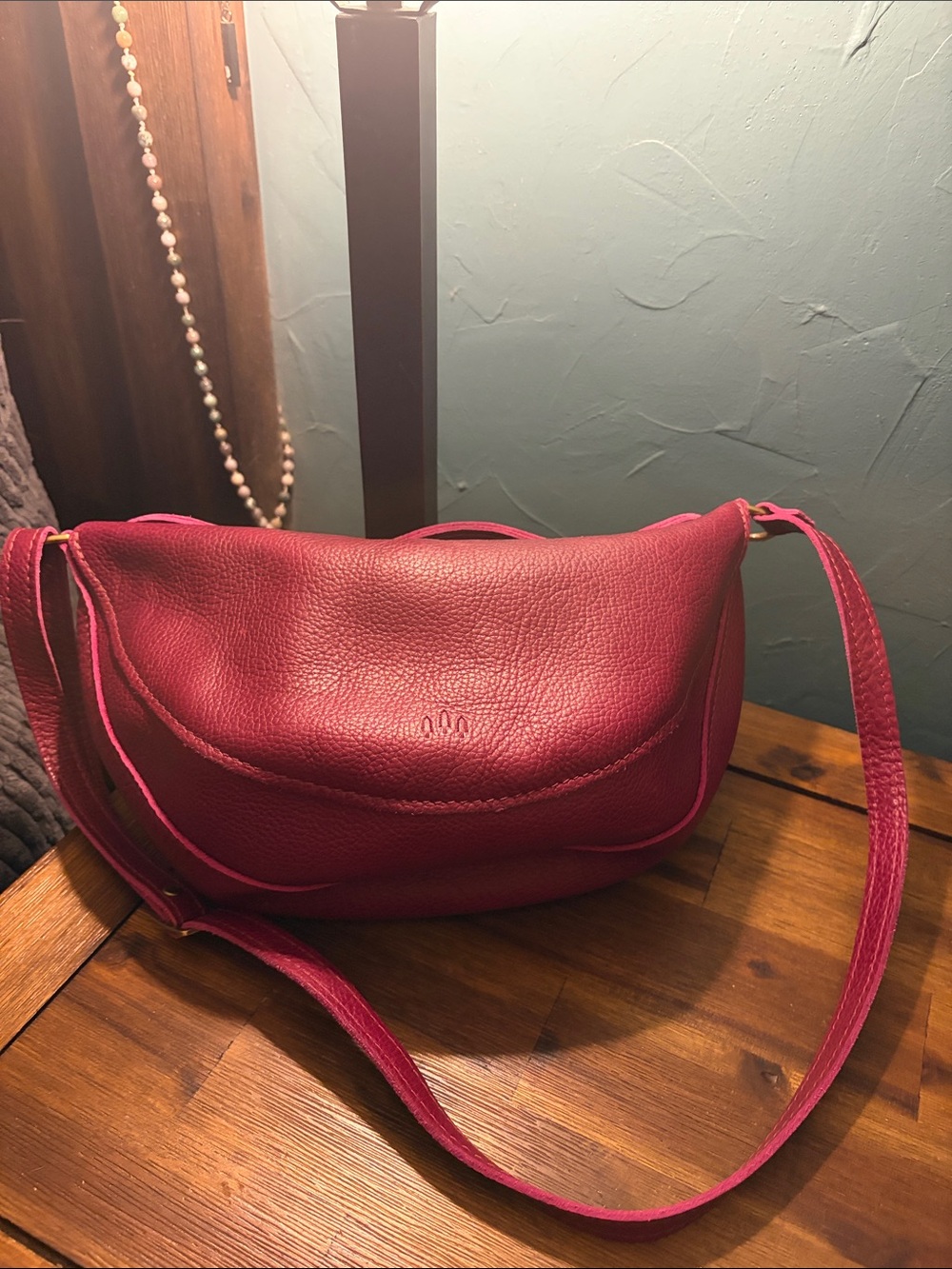 Portland Leather Goods Koala Sling Crossbody Bag – Pebbled Leather